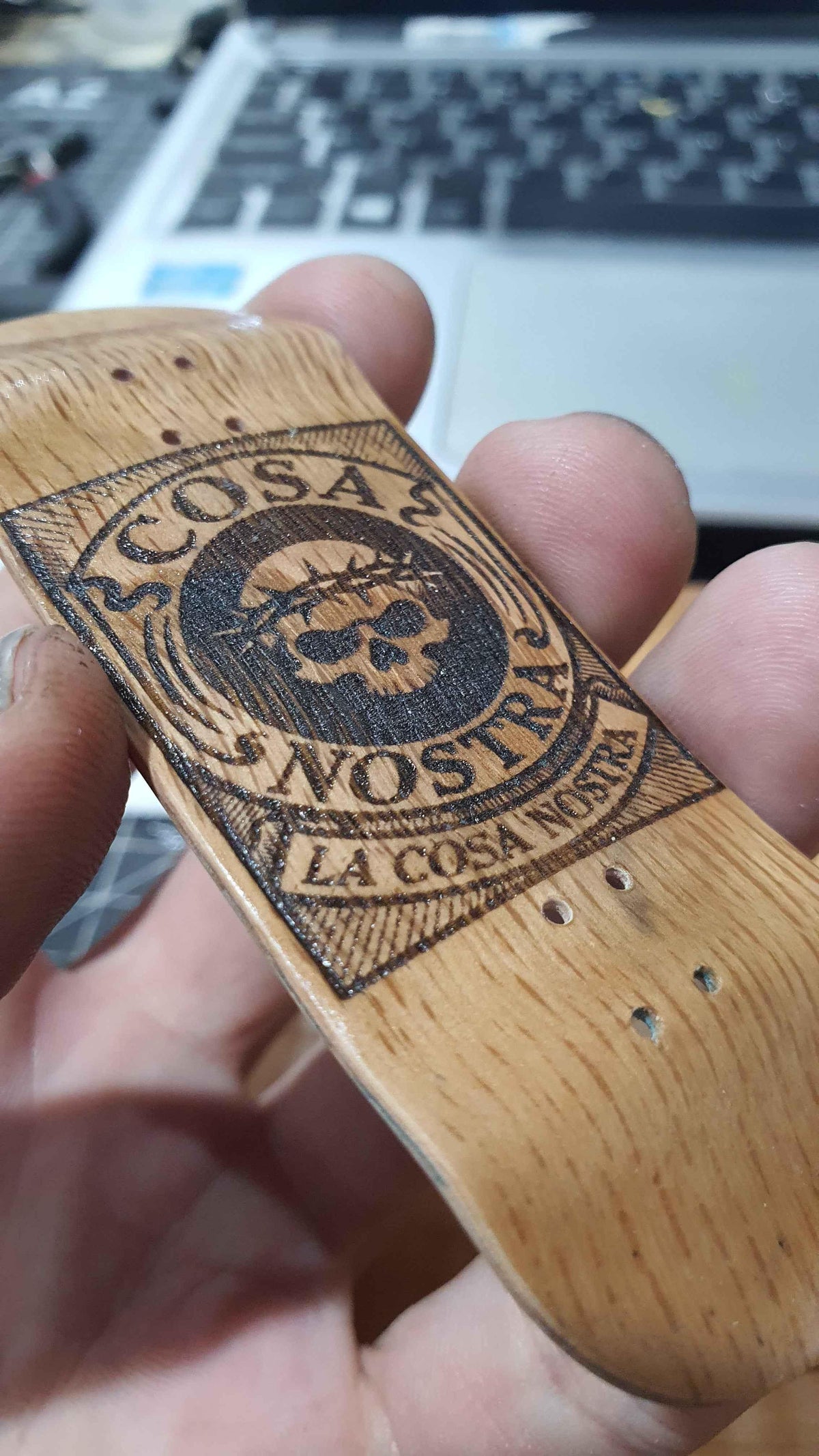 Cosa Nostra - Seal 34mm white oak and maple fingerboard