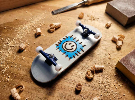 Little Smiley Patch Fingerboard - 32/33/34mm | Popsicle Shape | Saigon Skateboards