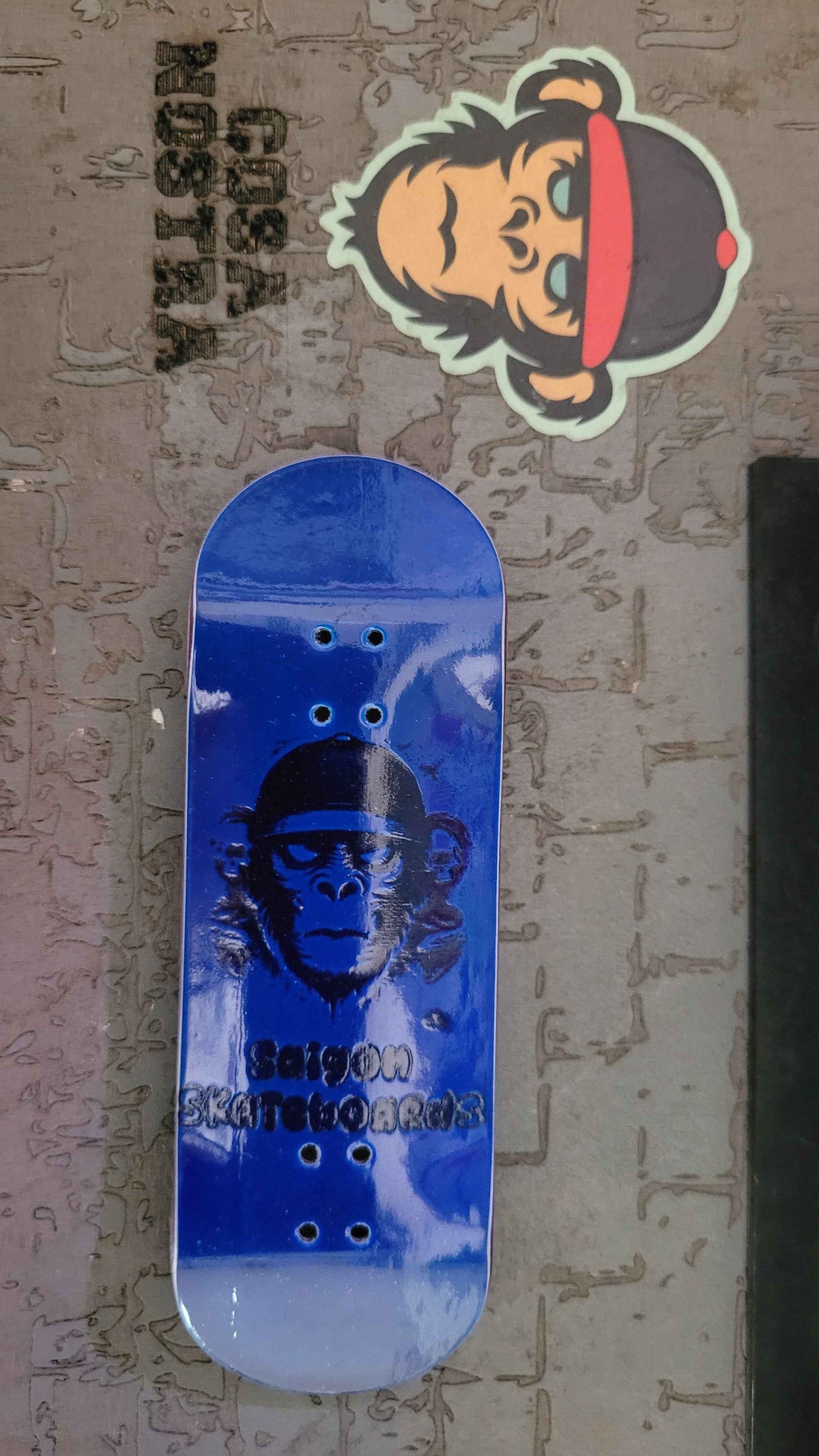Cosa Nostra - Blue Monkey - 32mm Fingerboard Deck