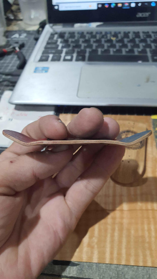 Cosa Nostra - Seal 34mm white oak and maple fingerboard