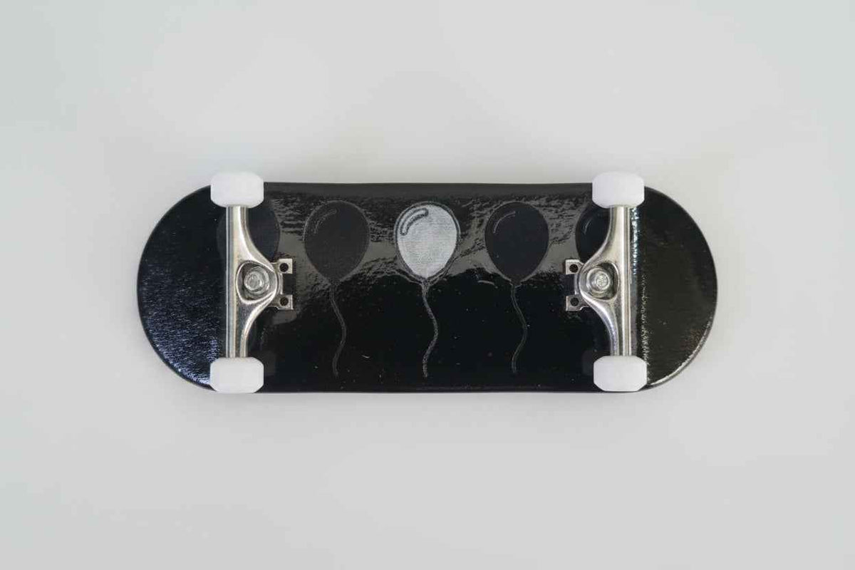 5 ply Maple Fingerboard - The Odd one Out - Popsicle - Medium - 32/34mm * 100mm