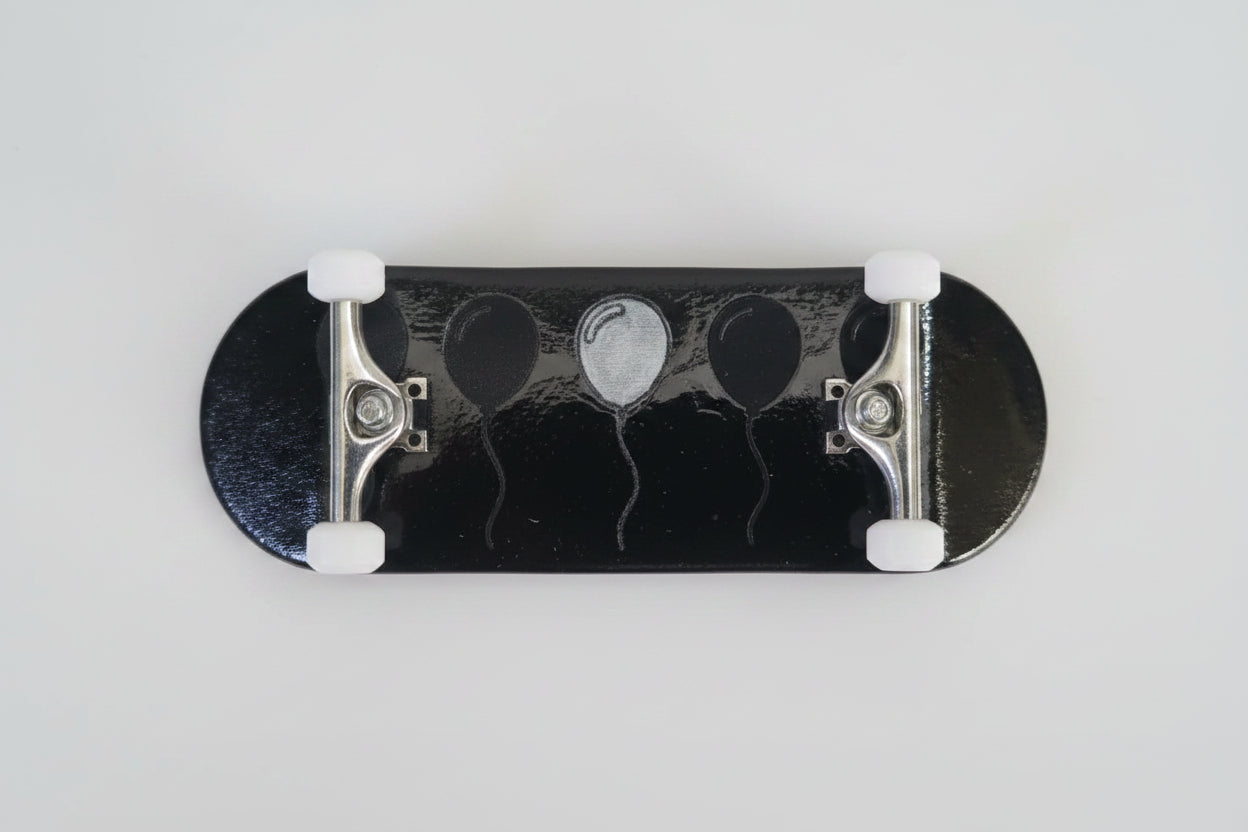 5 ply Maple Fingerboard - The Odd one Out - Popsicle - Medium - 32/34mm * 100mm