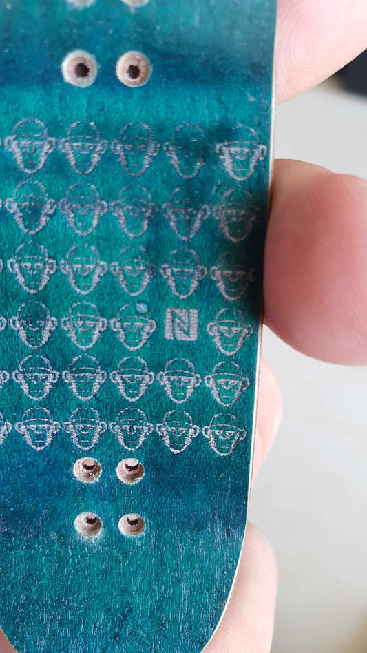 Cosa Nostra "Scream" 34mm Fingerboard. NFC Enabled.