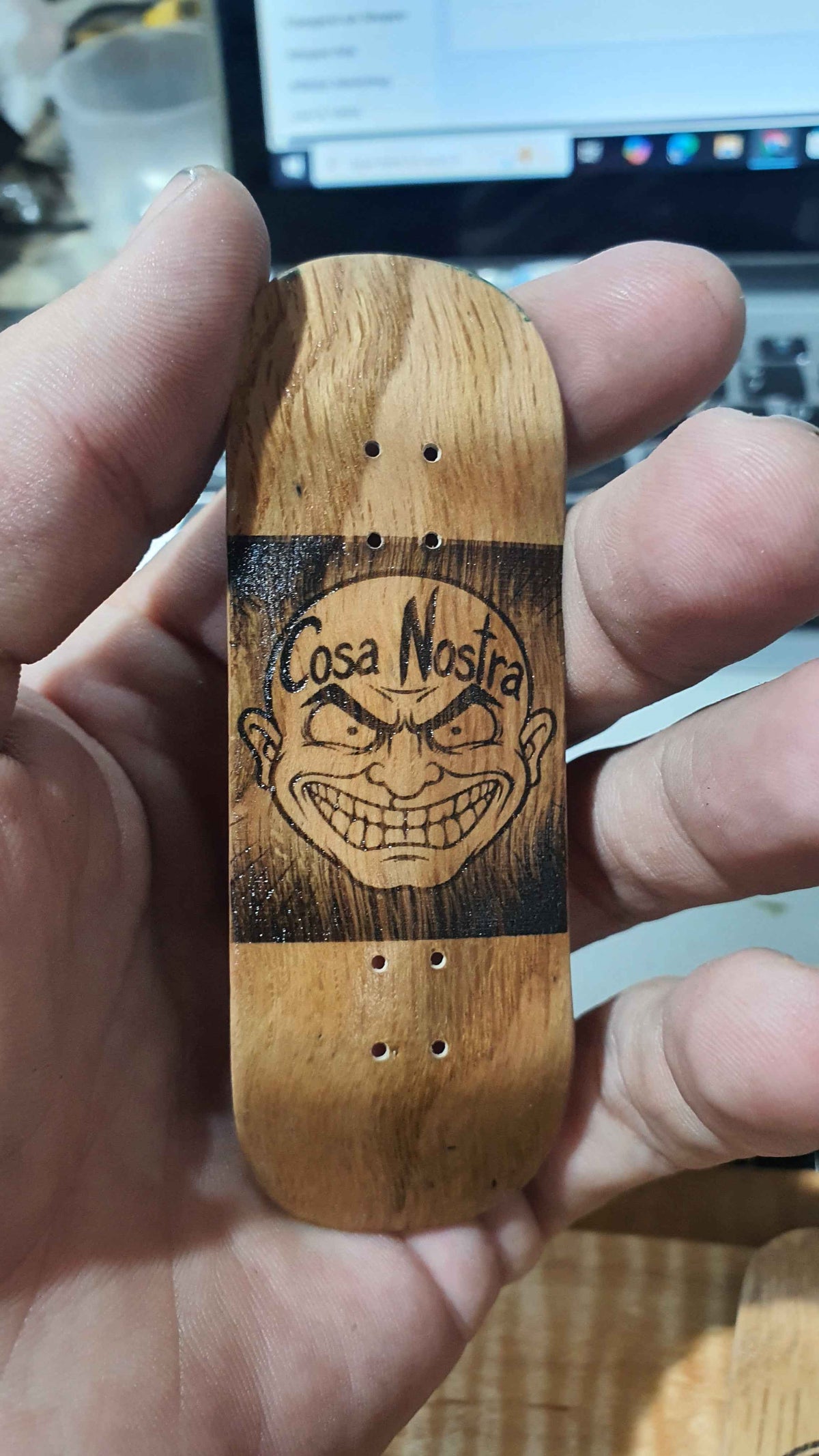 Cosa Nostra - Visitor 34mm fingerboard 5-ply White Oak and Maple