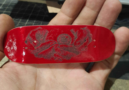 Saigon Skateboards "Cradling Hands" 34mm Fingerboard
