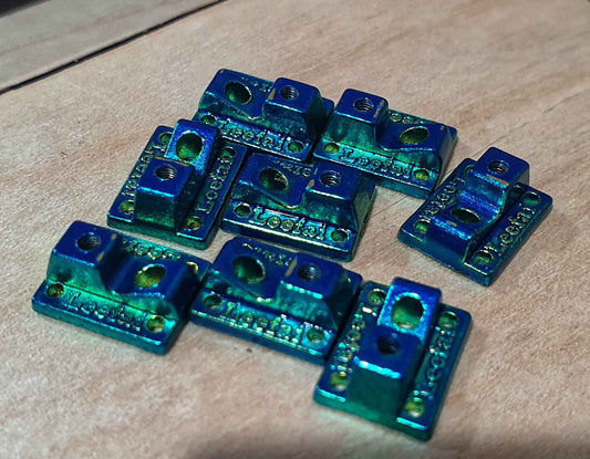 Leefai Naked Fingerboard Truck Baseplates – Limited Edition Teal & Red/Gold