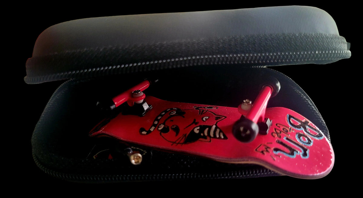 Tavola Fingerboard - The Fabulous Cat - 33mm - Medium - Saigon Skateboards