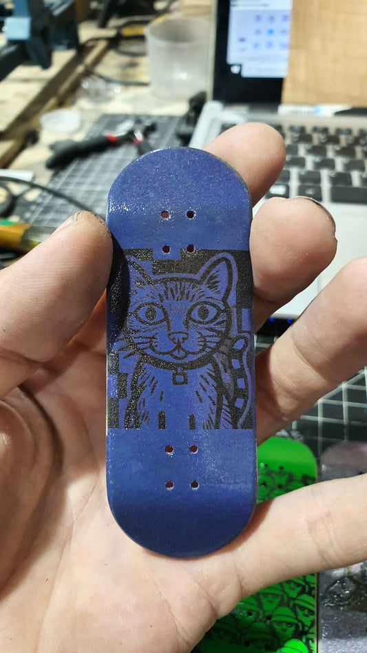 Saigon Skateboards 5-ply Canadian Maple Fingerboard "Catskills"