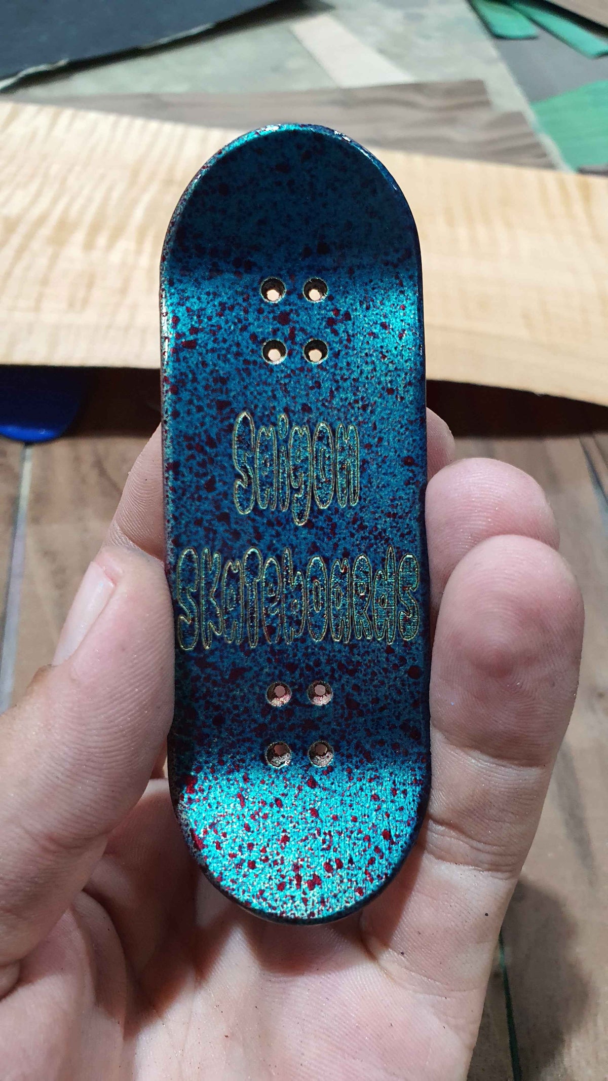 Saigon Skateboards "Dogs" 33mm Fingerboard