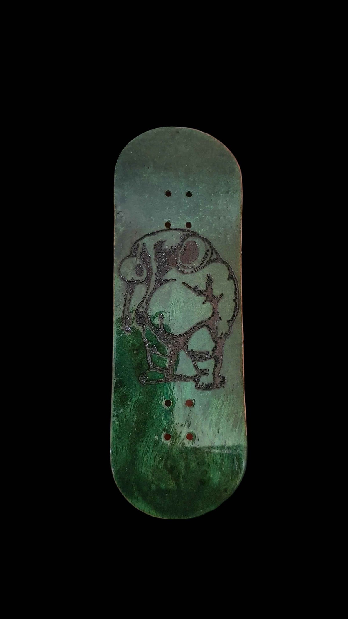 Transform Your Skills with the Saigon Skateboards Invasion Deck – 34mm Green Burl Fingerboard