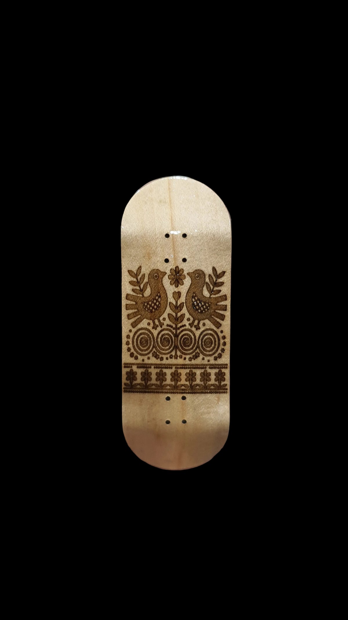 Fingerboard deck, natural wood with ornate decorative graphic, 34mm, 5-ply