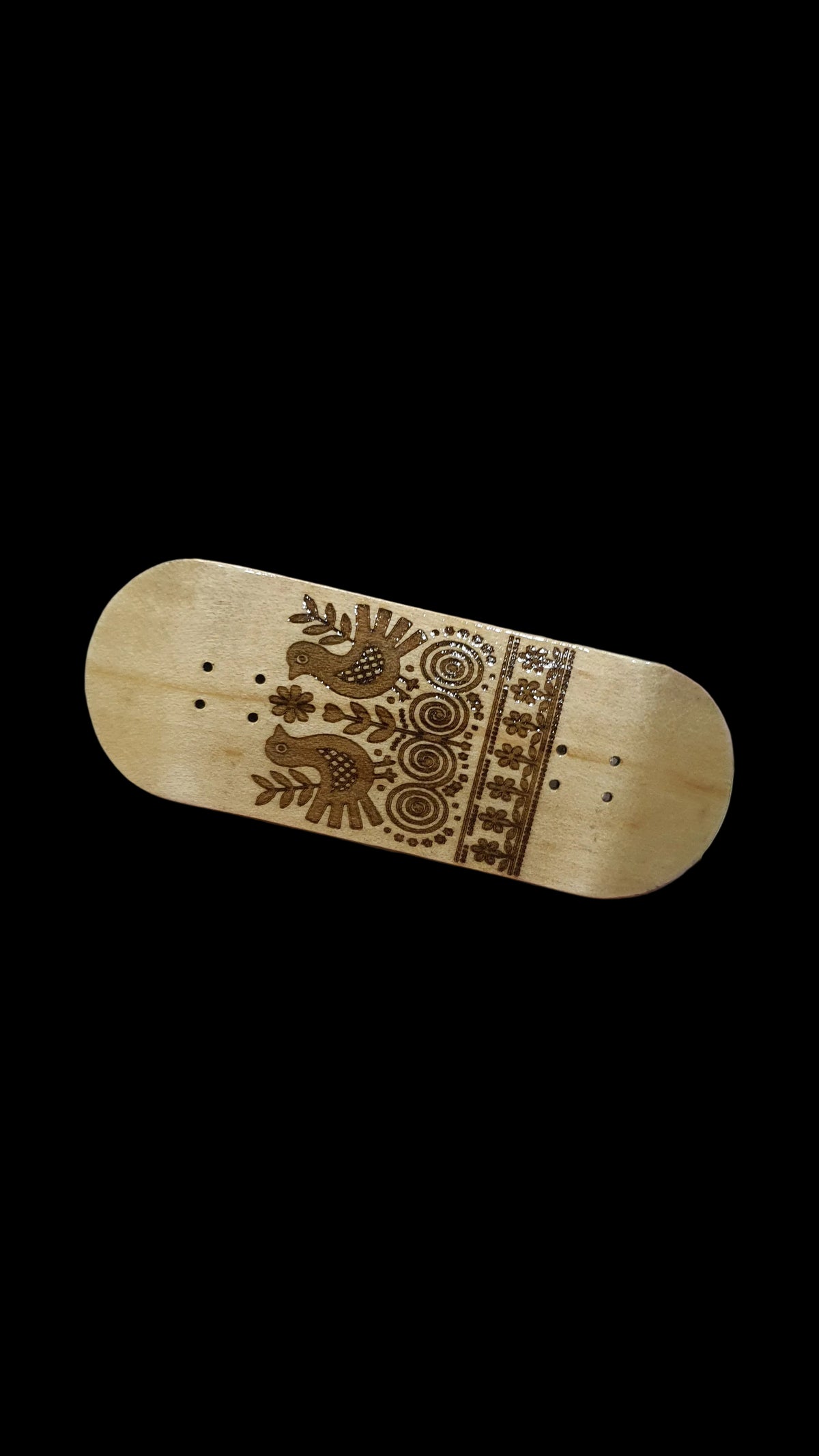 Fingerboard deck, natural wood with long ornate graphic stripe, 34mm, 5-ply