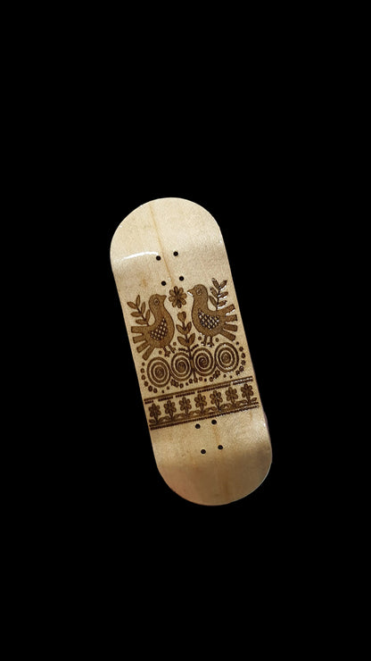 Fingerboard deck, natural wood with ornate graphic and mounting holes, 34mm, 5-ply