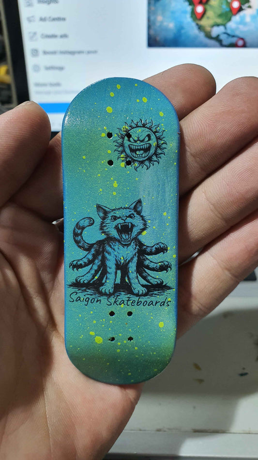 Saigon Skateshop 5-ply Canadian Maple Fingerboard 33mmx97mm Popsicle Shape "Cat in the sun"