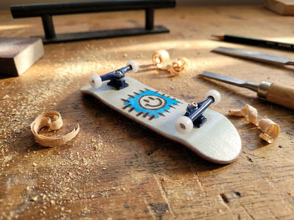 Little Smiley Patch Fingerboard - 32/33/34mm | Popsicle Shape | Saigon Skateboards