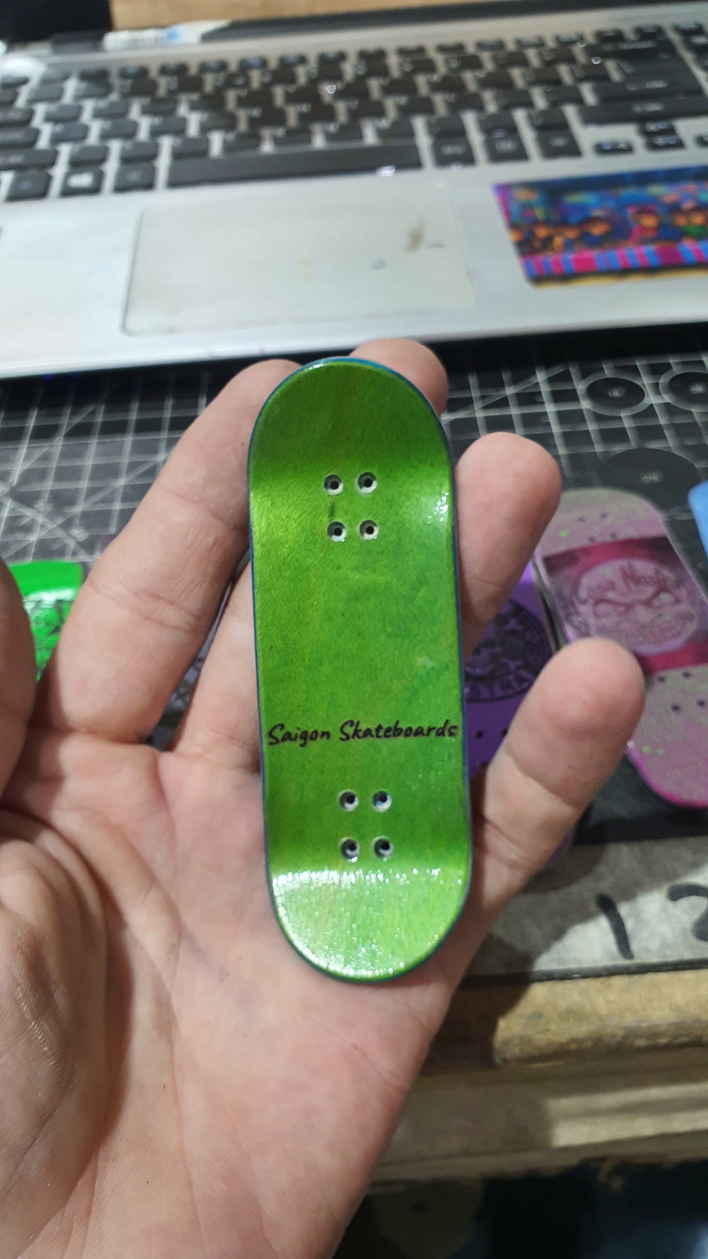 Saigon Skateboards 5-ply Canadian Maple Fingerboard 32mmx98mm "C.R.E.A.M"