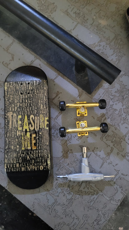 Saigon Skateboards 5-ply Canadian Maple - Treasure Me Fingerboard Setup – 33mm × 96mm Popsicle | Black & Gold Edition