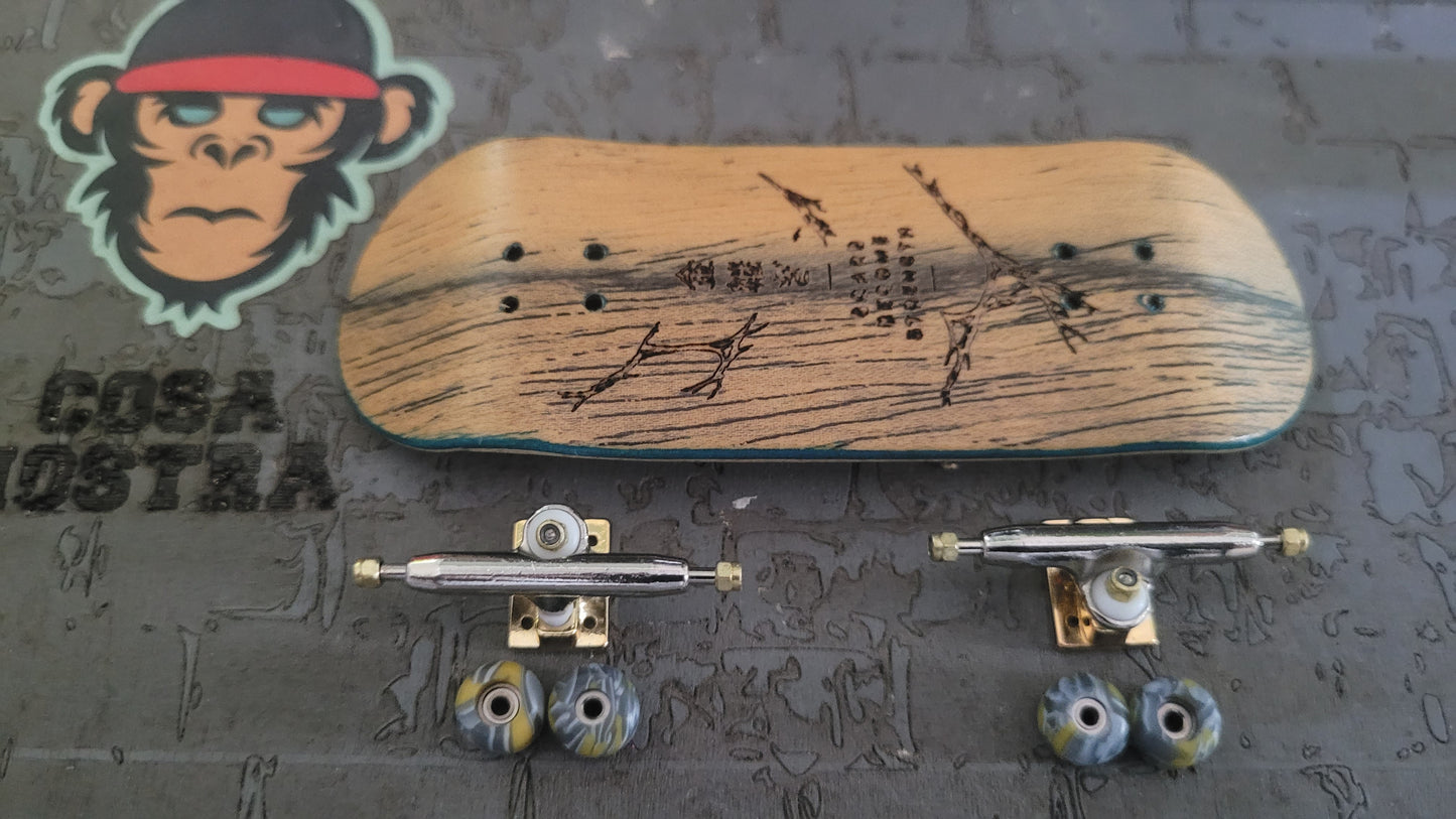 Tavola Fingerboard - Kintsugi Cracks - 33mm - Medium
