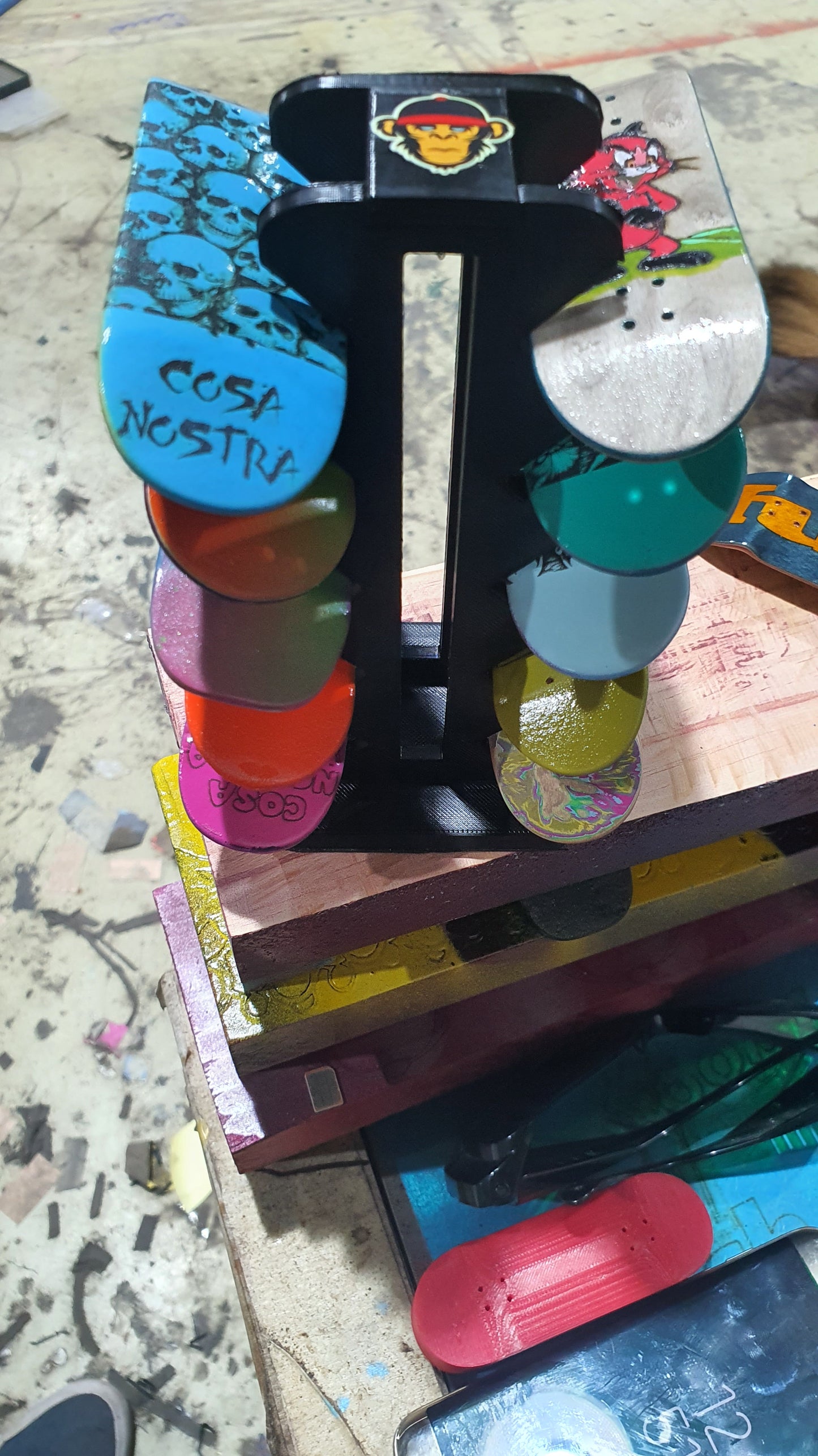 Saigon Skateboards Fingerboard Holder. Holds 10 boards.