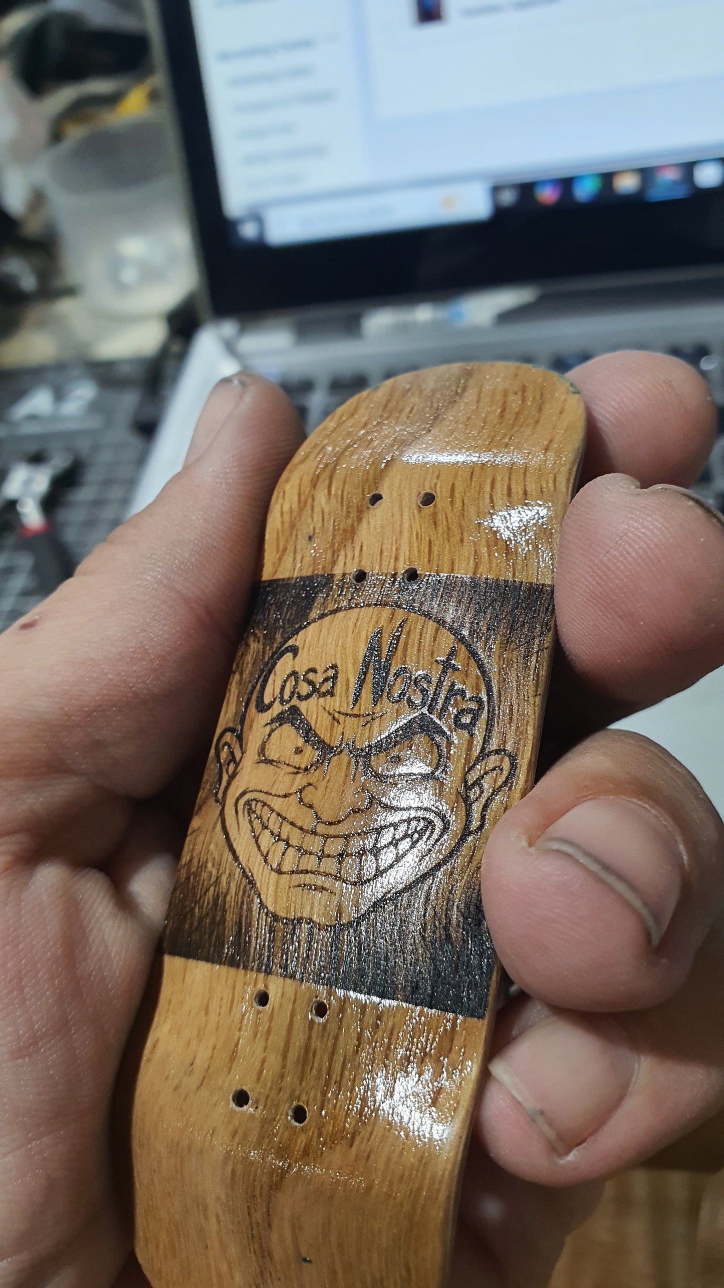 Cosa Nostra - Visitor 34mm fingerboard 5-ply White Oak and Maple