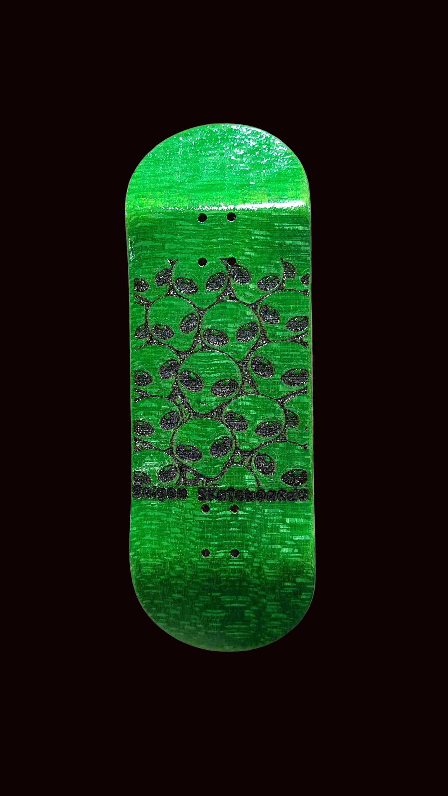 Saigon Skateboards "Aliens" 32mm Fingerboard Deck