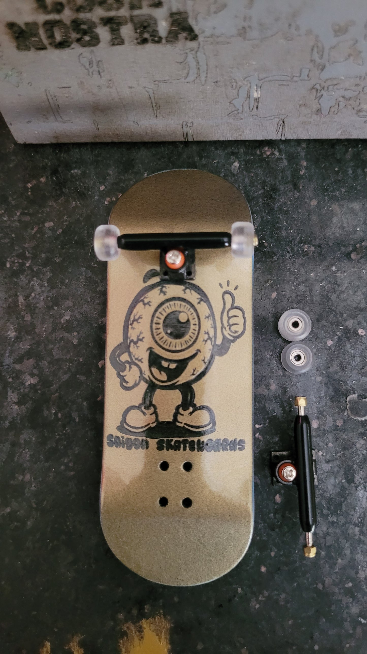 Cosa Nostra - Little Eye - 33mm Fingerboard