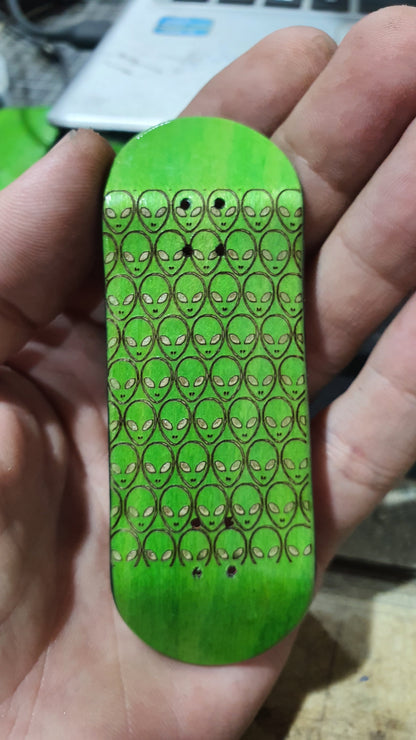 Alien Army 5-ply Canadian Maple Fingerboard 32mmx98mm Popsicle shape with multi coloured plies