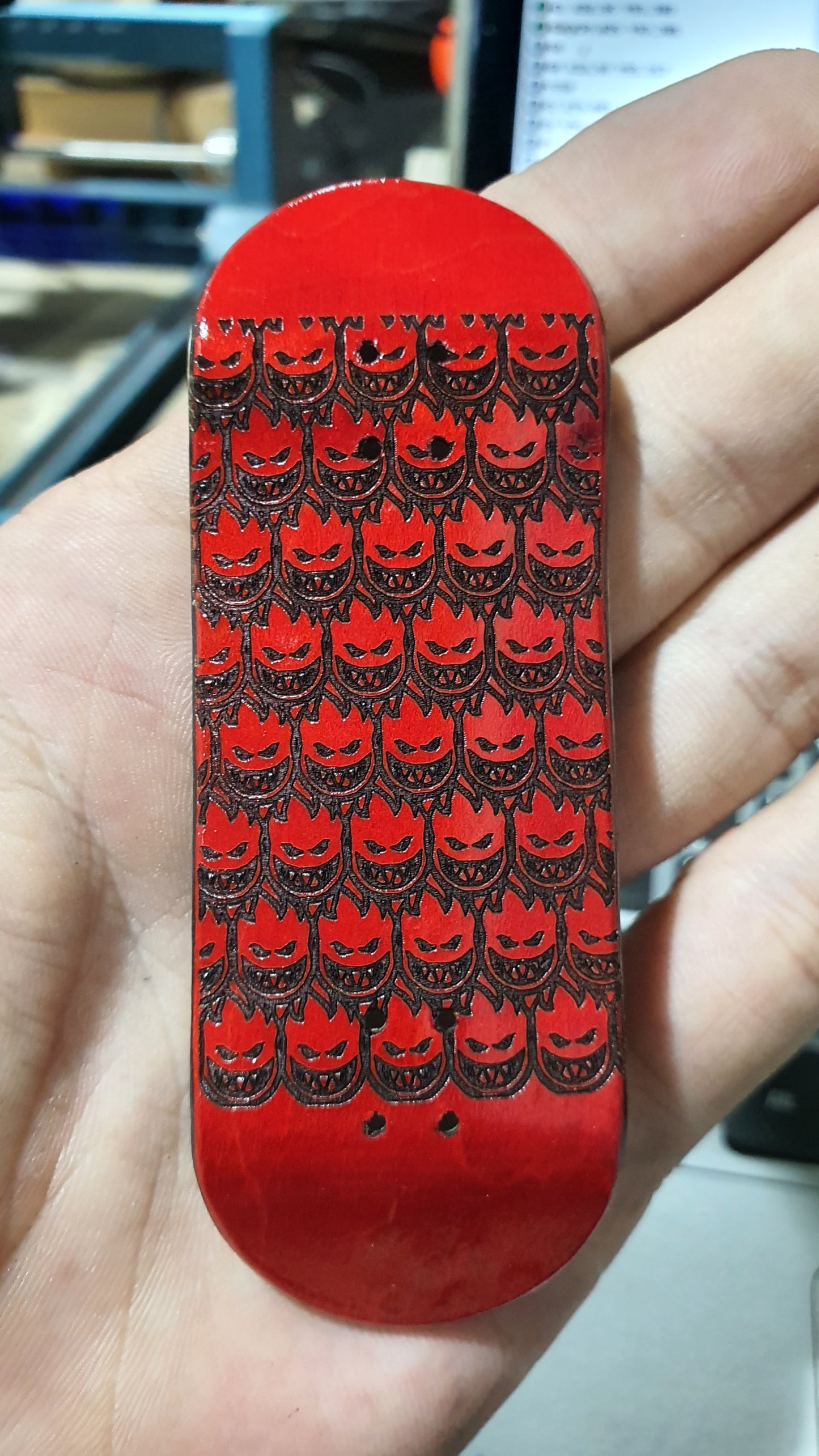 Fire Army 5-ply Canadian Maple Fingerboard  multi dyed veneers. 32mmx98mm Popsicle shape with medium kicks and concave.