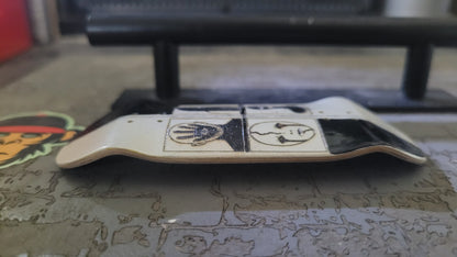 5 ply Maple Fingerboard - The Eyes dont lie - 33mm - Medium