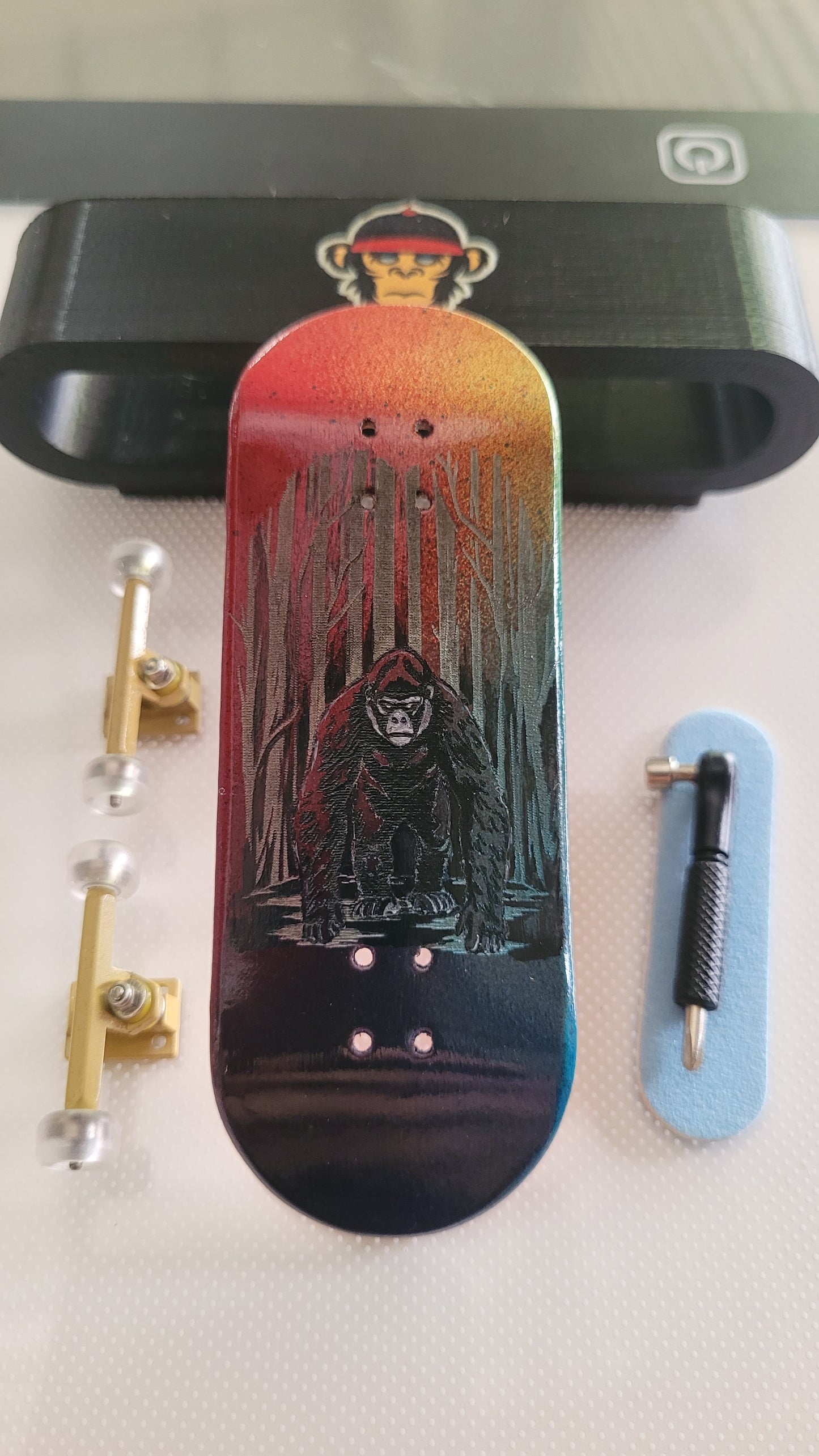 Saigon Skateboards – The Silent Beast 33mm Fingerboard Deck