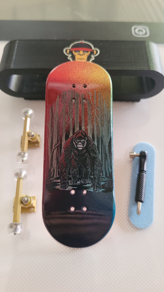 Saigon Skateboards – The Silent Beast 33mm Fingerboard Deck