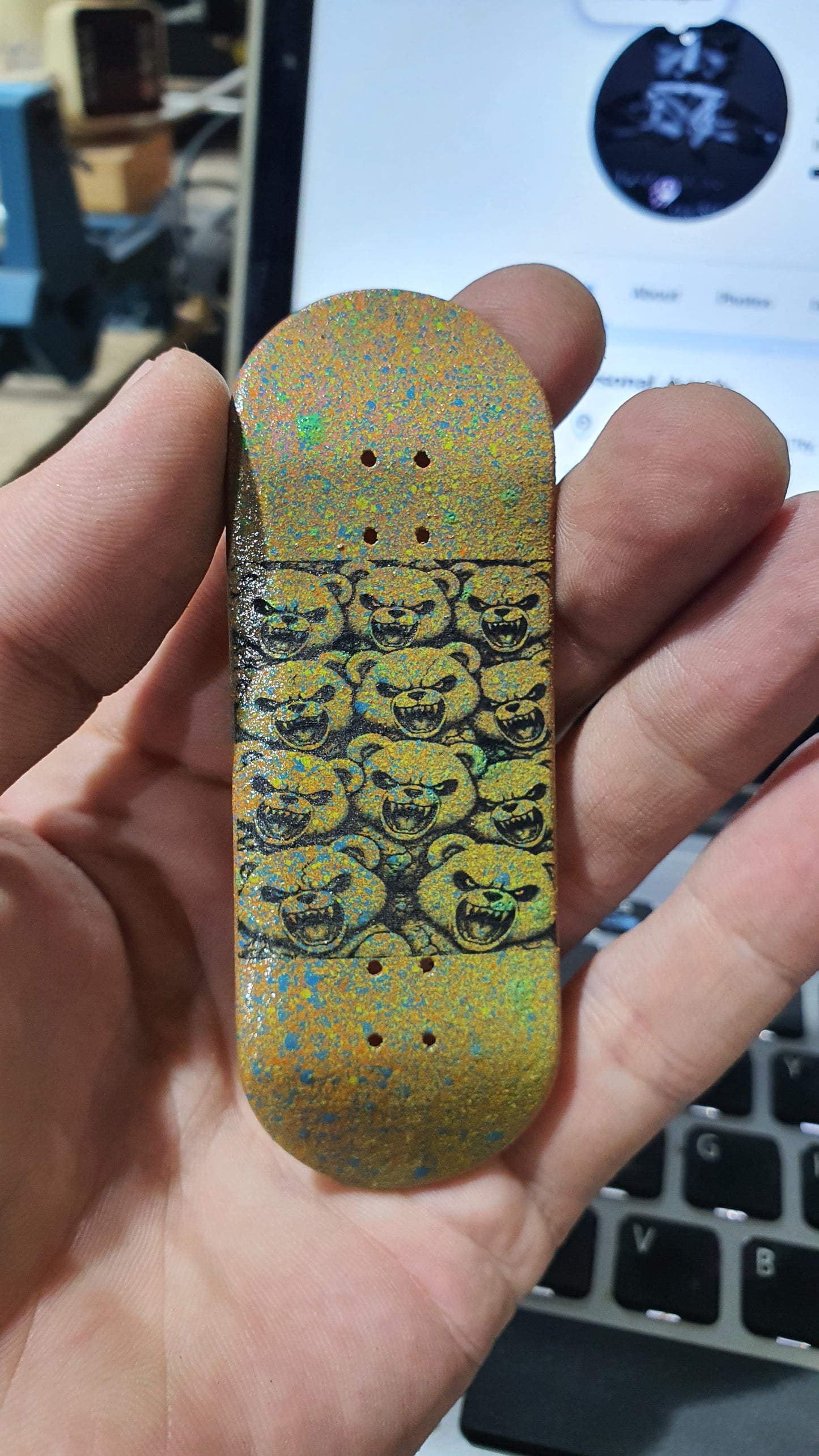 Saigon Skateboards 5-ply Canadian Maple Fingerboard Skateboard 33mmx97mm Popsicle Shape Custom 1 of 1 "Scare Bears"