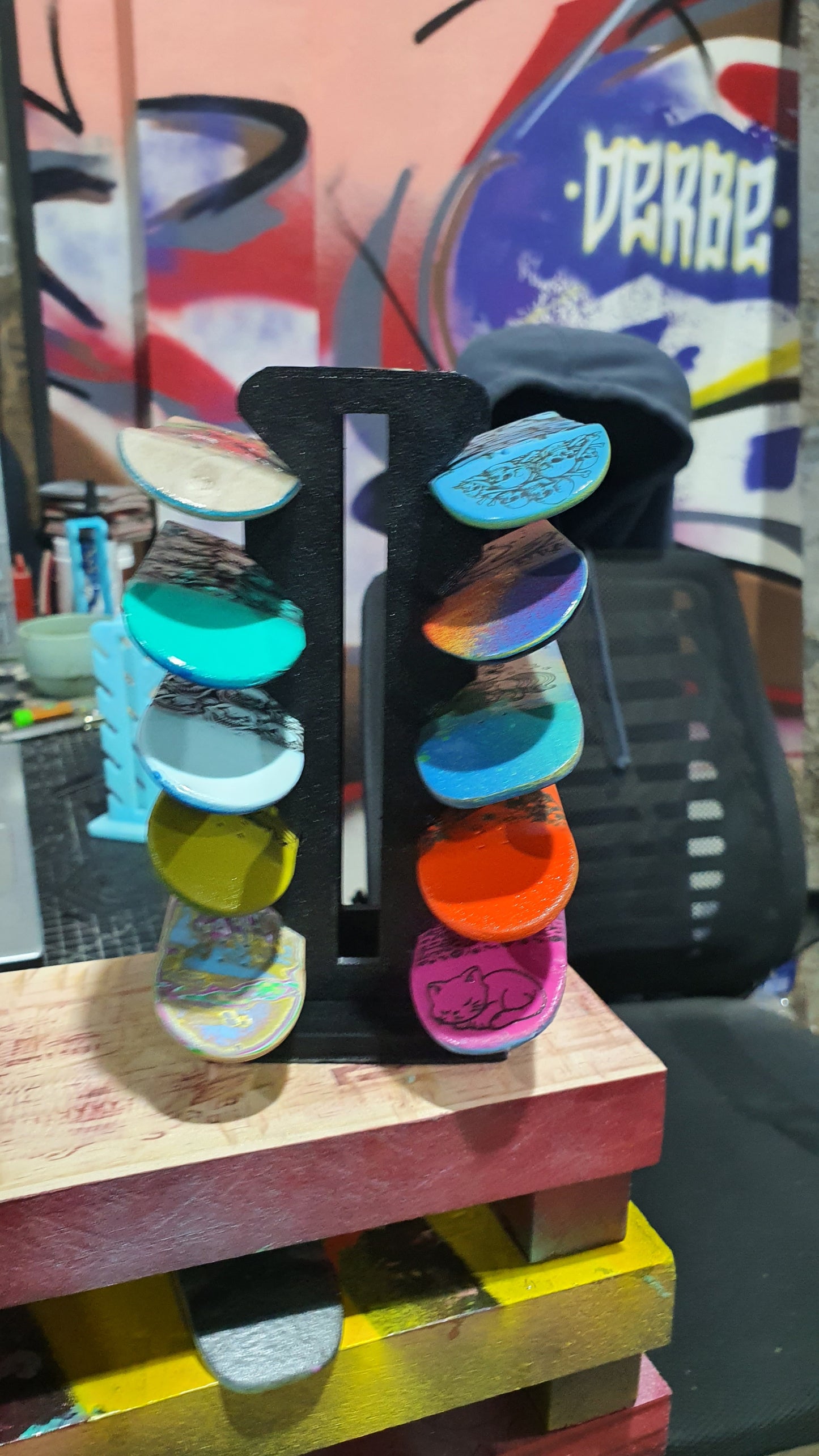 Saigon Skateboards Fingerboard Holder. Holds 10 boards.