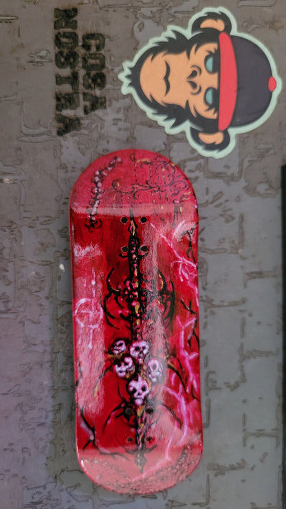 Cosa Nostra - Red Dart - 34mm Fingerboard