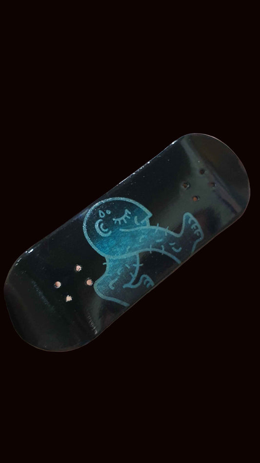 Achieve Incredible Tricks with the Walker Fingerboard Deck - 33.3mm Performance Excellence