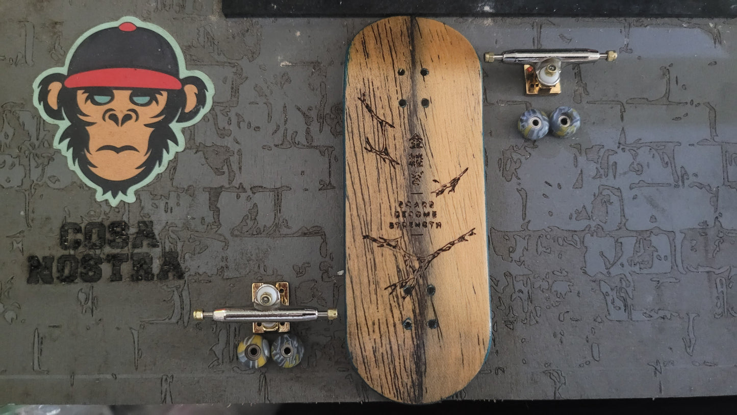 Tavola Fingerboard - Kintsugi Cracks - 33mm - Medium
