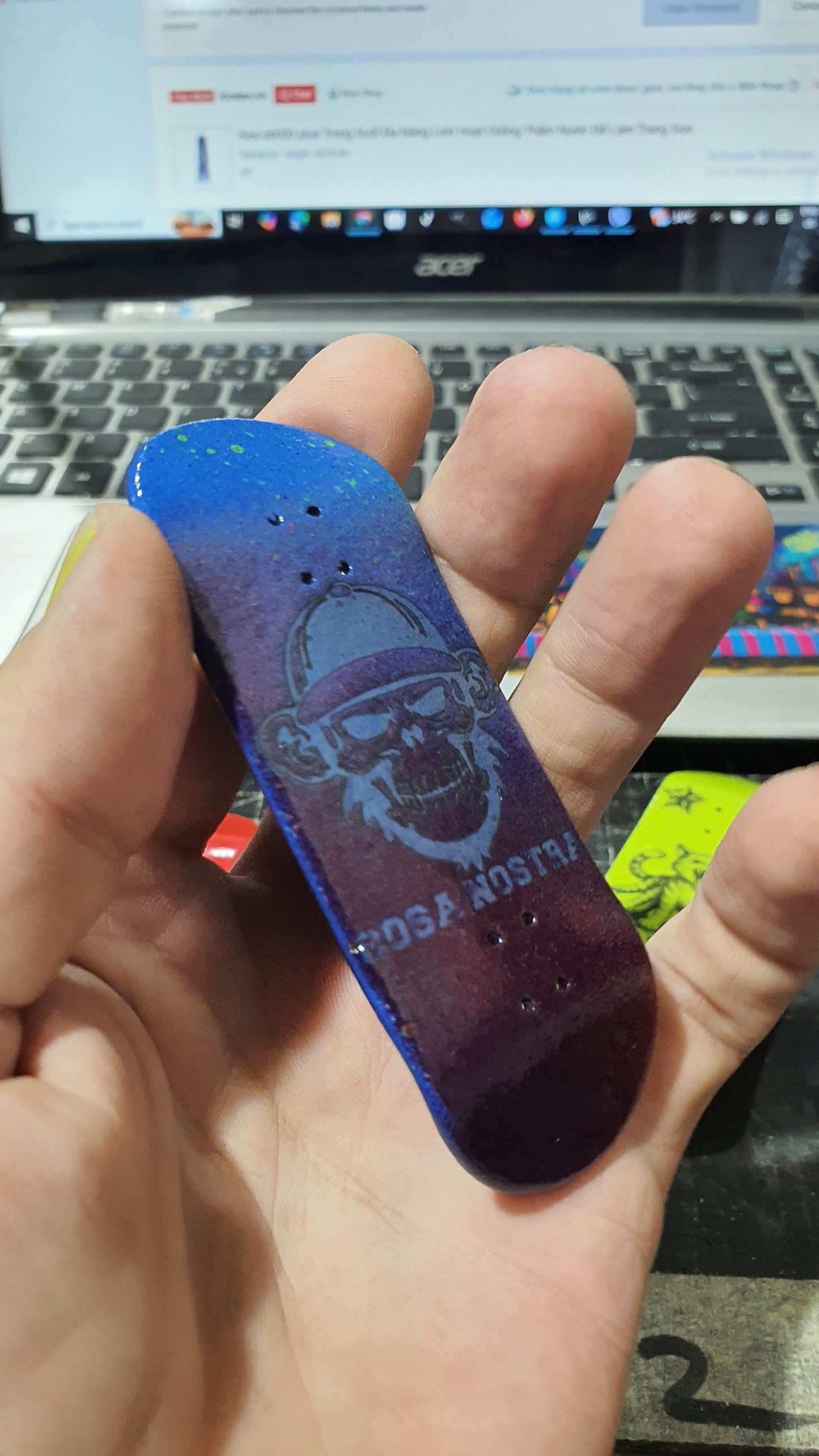 Saigon Skateboards 5-ply Canadian Maple Fingerboard 33mmx97mm Popsicle "Negative Ape"