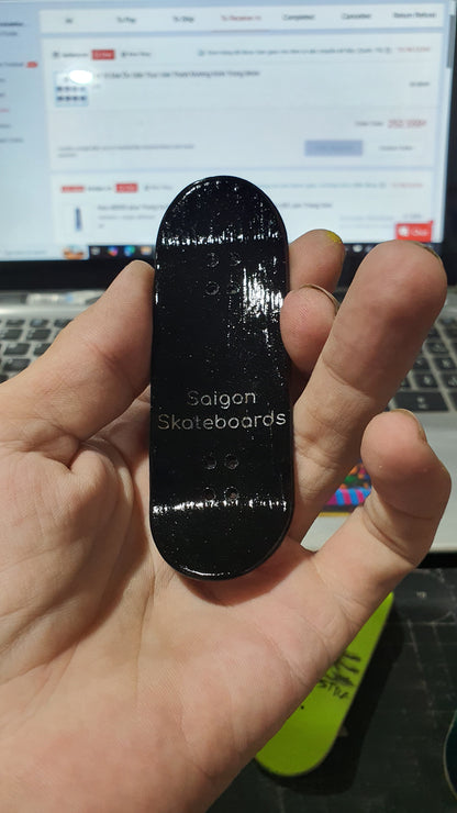 Saigon Skateboards 5-ply Canadian Maple Fingerboard 33mmx97mm Popsicle "Chaos"