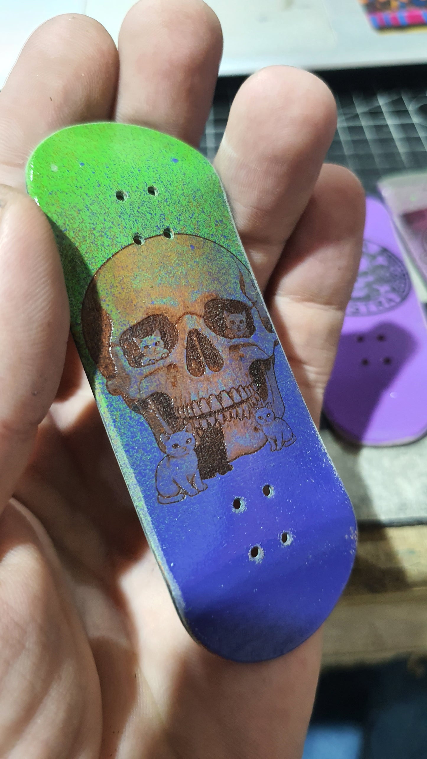 Saigon Skateboards 5-ply Canadian Maple Fingerboard 32mmx98mm "C.R.E.A.M"