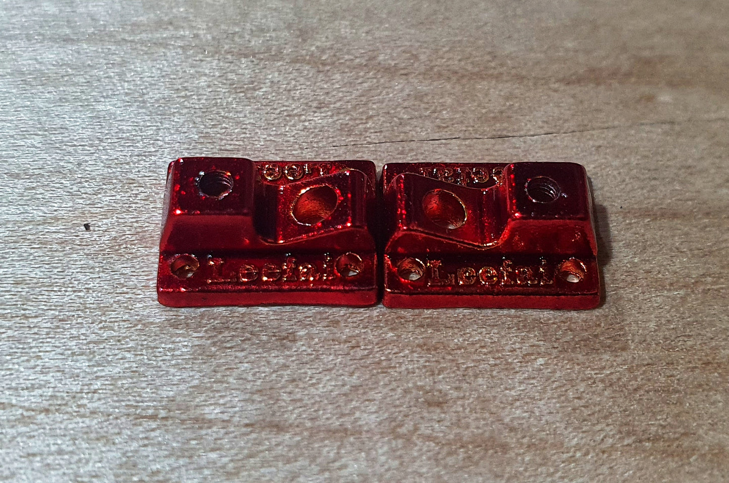 Leefai Naked Fingerboard Truck Baseplates – Limited Edition Teal & Red/Gold