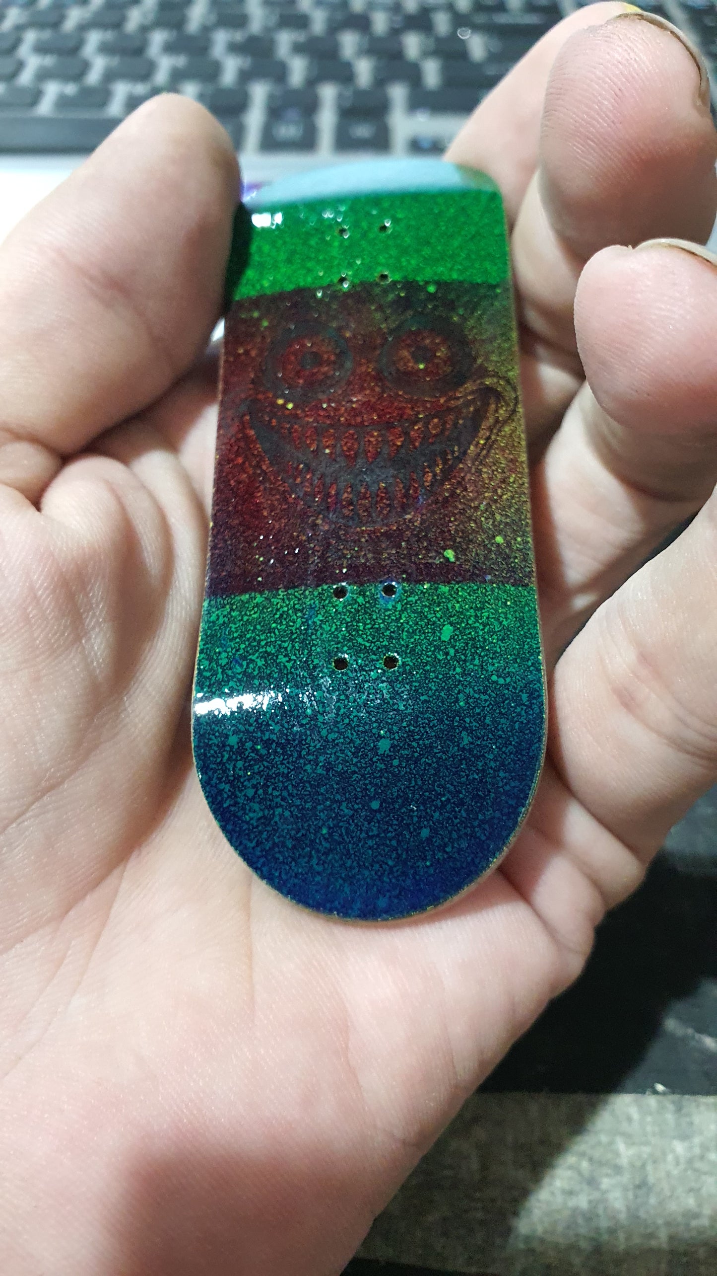 Saigon Skateboards 5-ply Canadian Maple Fingerboard 34mmx98mm Popsicle shape